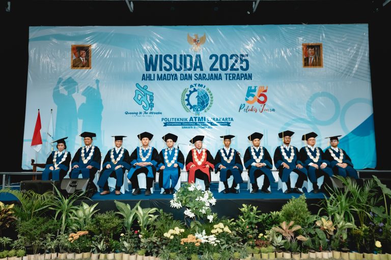 Wisuda ATMI 55 D3 dan ATMI 54 D4 2025